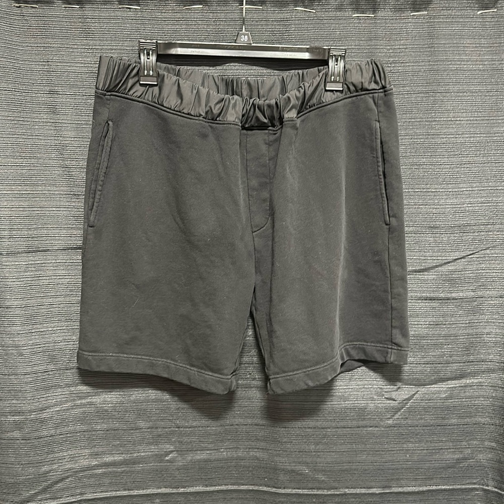 Murano Black Shorts size XL pockets & waistband Pull on Preowned condition good